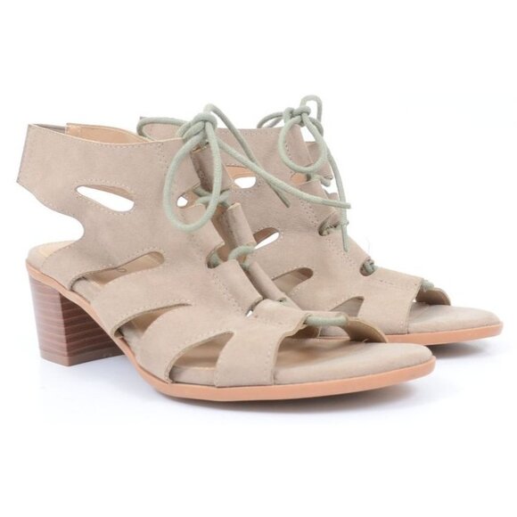 Torrid Women 7.5 WIDE Width Gladiator Lace Up Low Block Heels Sandals Vacay - Picture 1 of 9